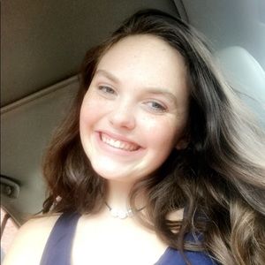 Meet your Posher, Stell